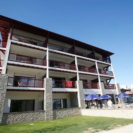 Spacious With Terrace Surrounded By Pine Trees Saint-Jean-de-Luz