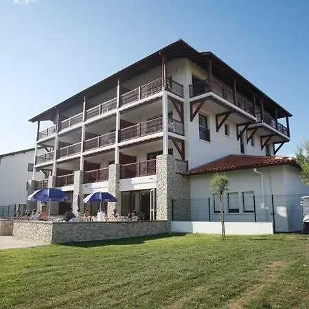 Apartmán Spacious With Terrace Surrounded By Pine Trees Saint-Jean-de-Luz