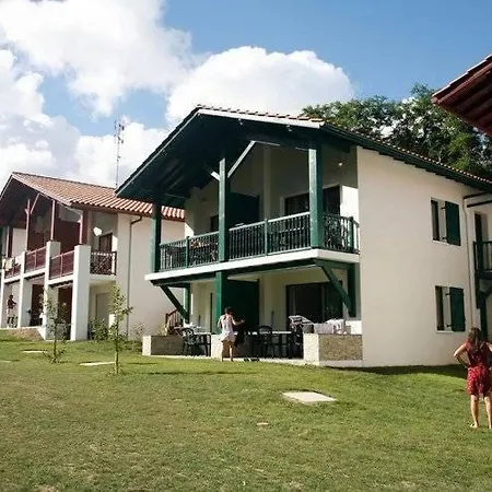 Spacious With Terrace Surrounded By Pine Trees Apartmán Saint-Jean-de-Luz